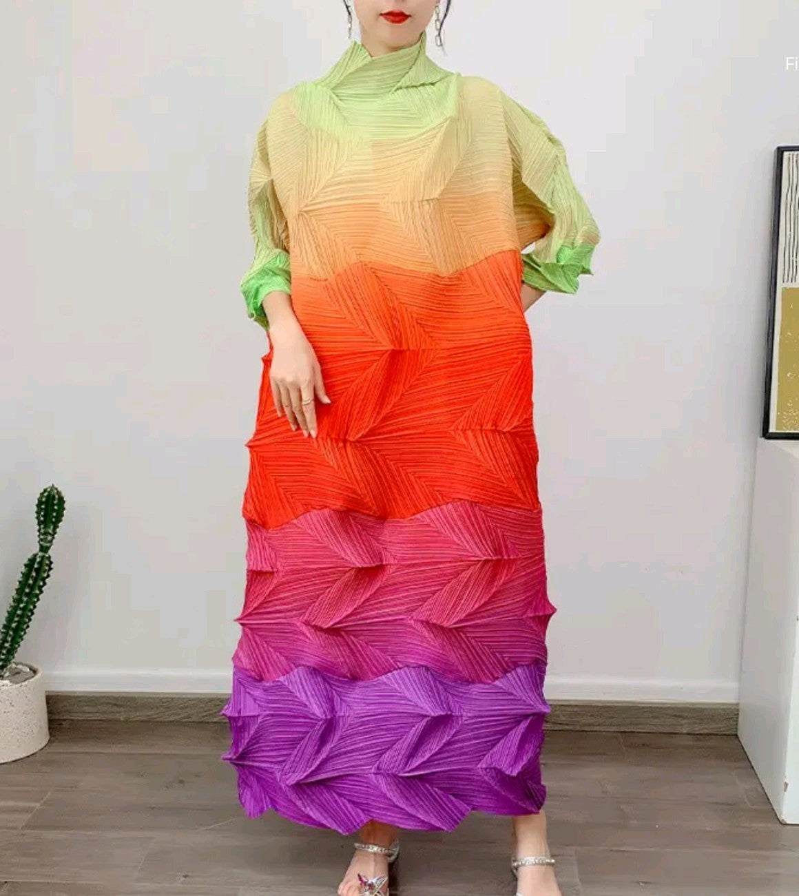 Women's Crinkle Diamond 3 Color Block Long Short Sleeve Dress