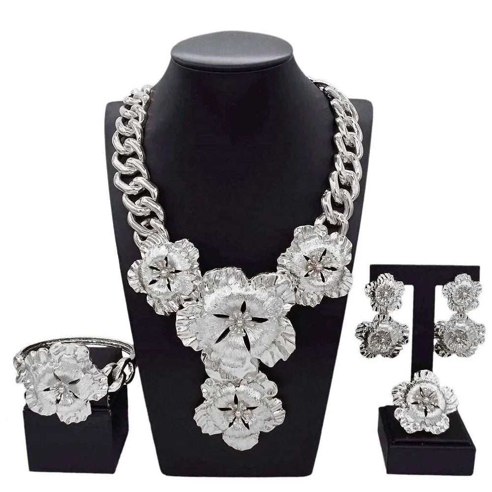 Necklace For Women Fashion New Cuban Chain Necklace Gold Flower Pendant Luxury