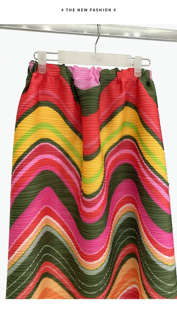 2025 Spring New Women's 2 Piece Set Miyake Pleated Top Fashion Stripe Age Reducing Suit Fashionable Matching Printed Half Skirt