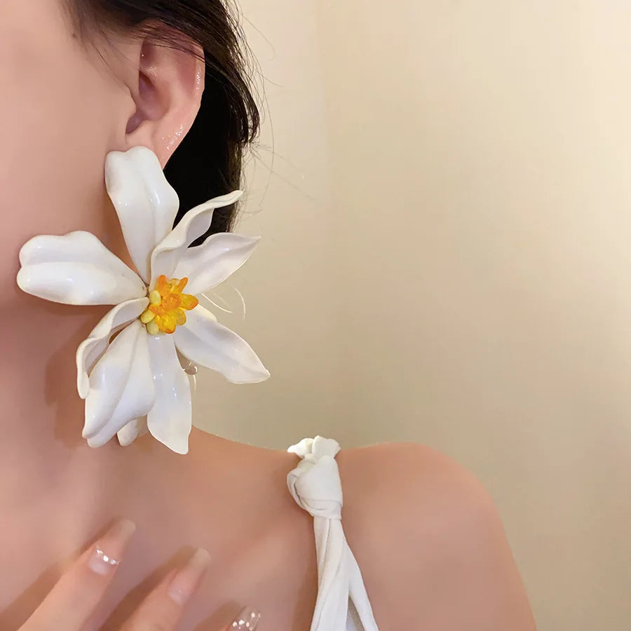 Bohomian Super Large Acrylic Flower Stud Earrings for Women Glass Petals Floral Earring Beach Vacation Charms
