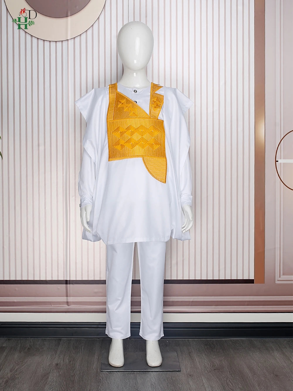 Family Matching African Wedding Outfits For Husband and Wife Bazin Riche Robes Custom Couple Dashiki Set Boy Kid white Dress