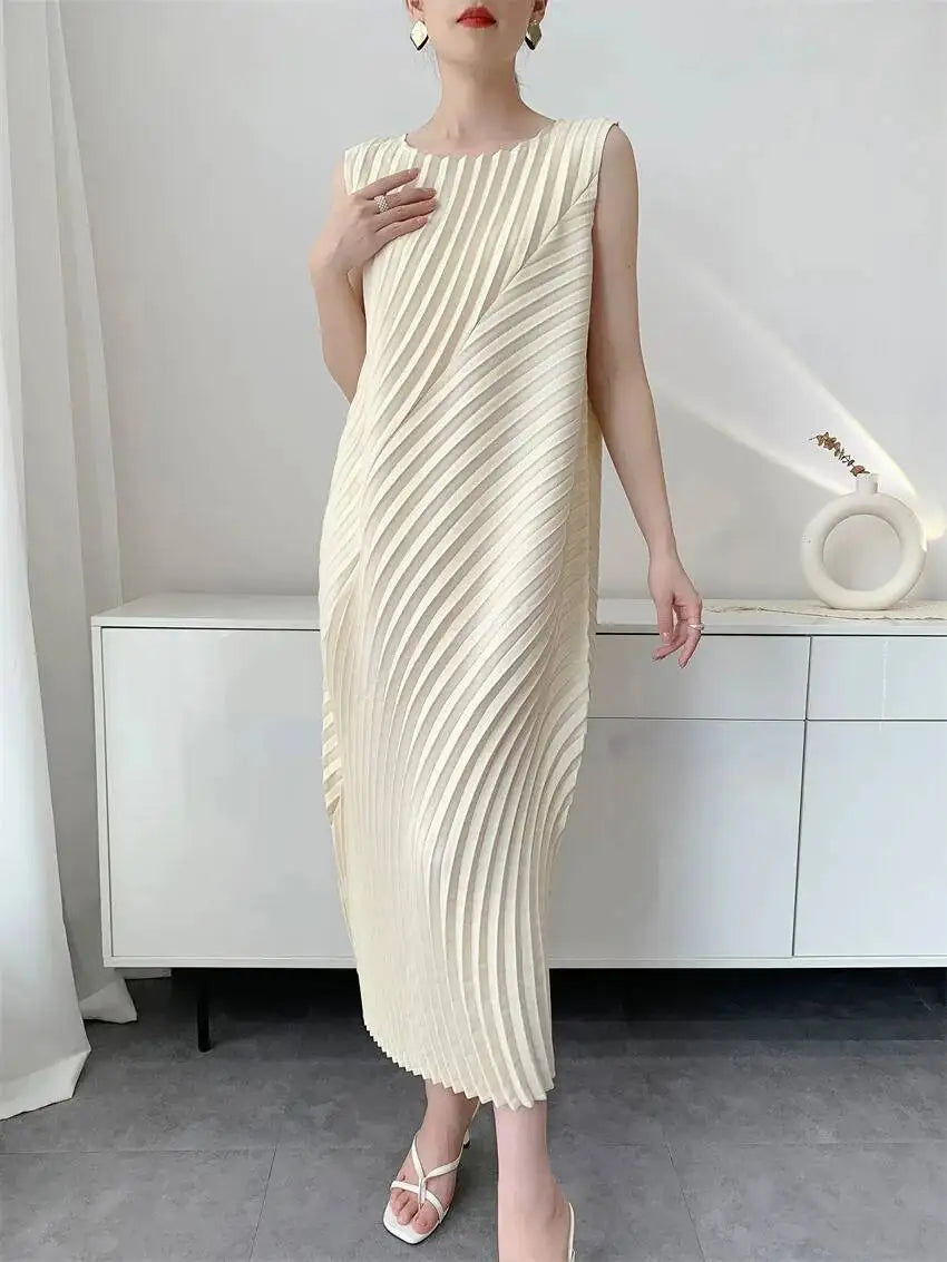 LANMREM Handmade Pleated Women's Sleeveless Summer Dress Wave Pattern Irregular Loose O-neck Mid-Length Pleated Dresses 2DB4814