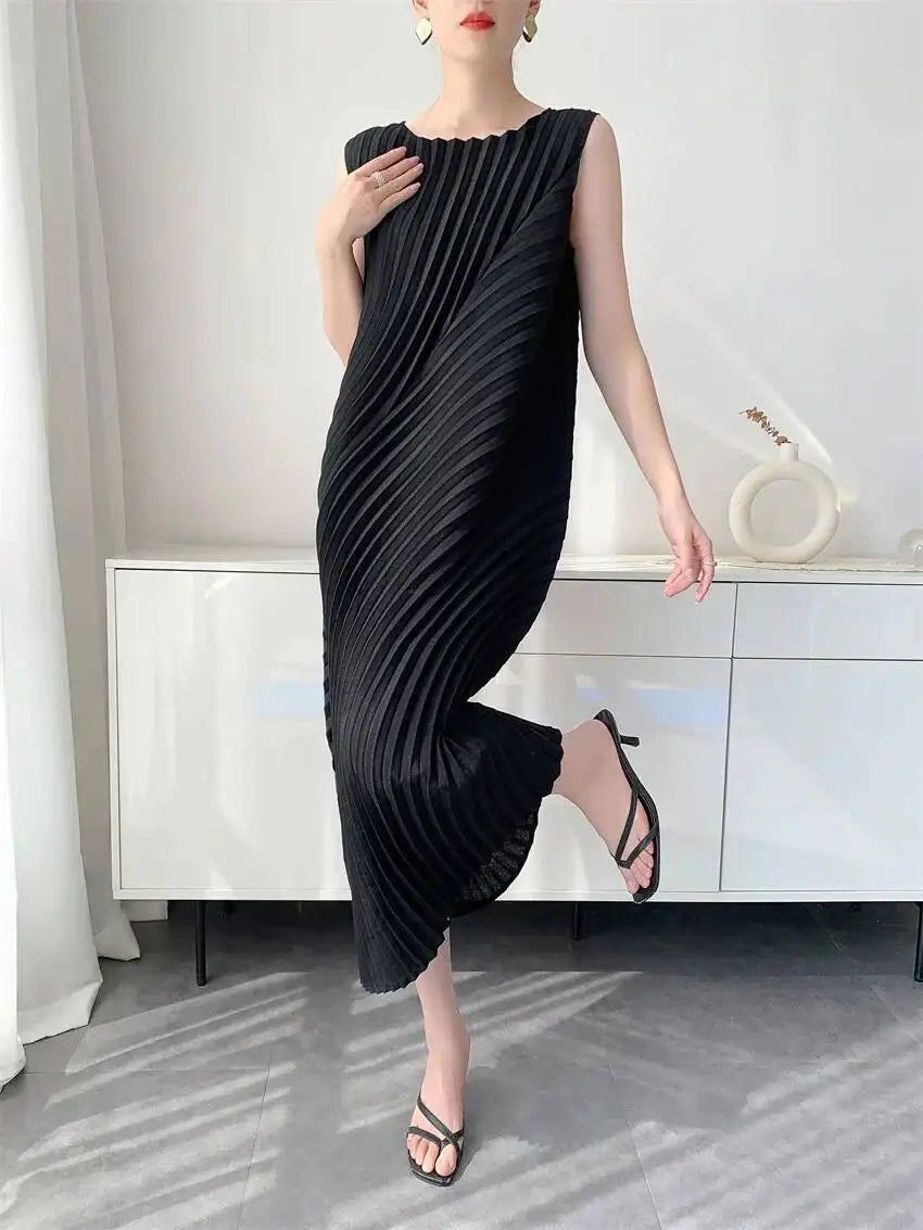 LANMREM Handmade Pleated Women's Sleeveless Summer Dress Wave Pattern Irregular Loose O-neck Mid-Length Pleated Dresses 2DB4814