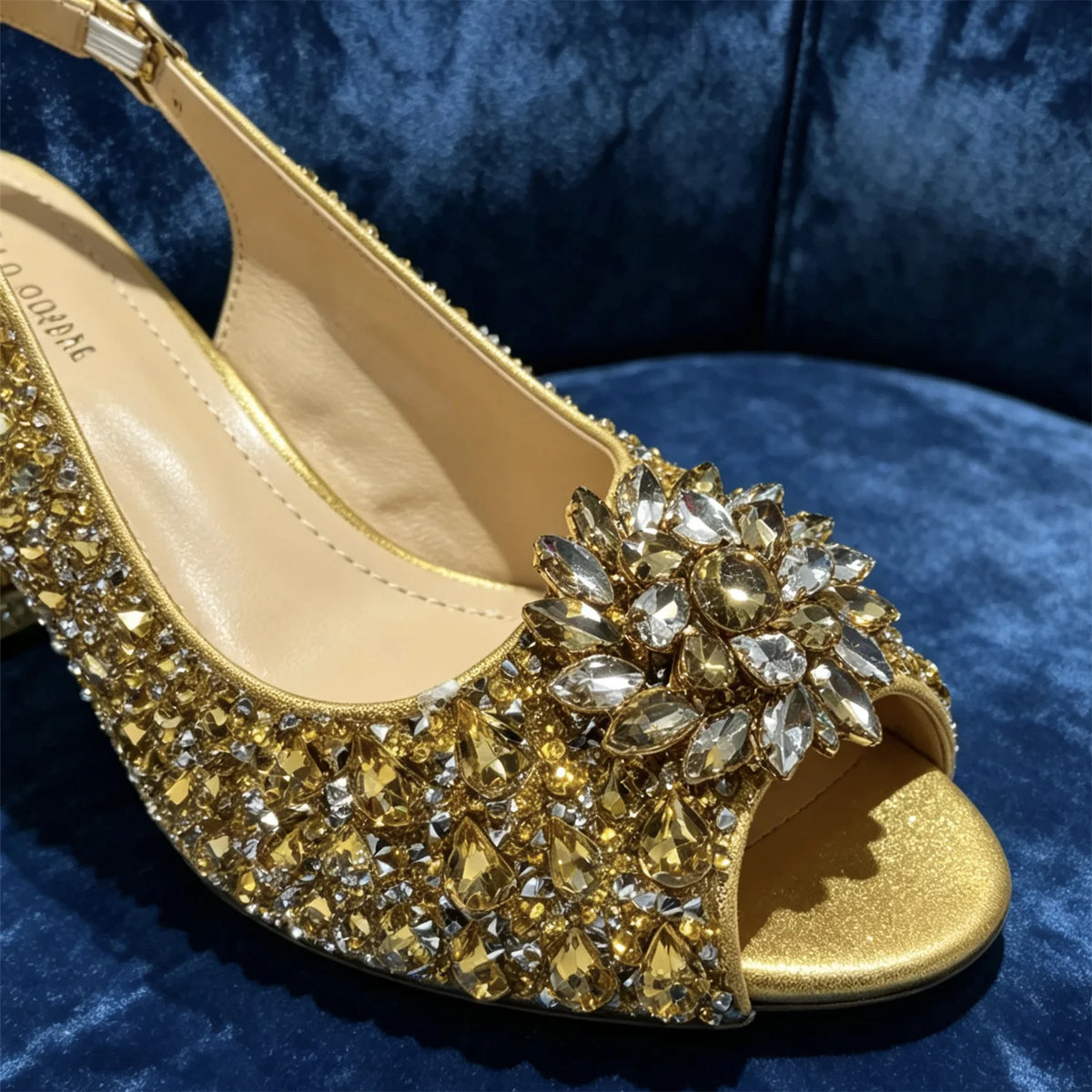 Sky Gold Elegant Nigerian Rhinestone Wedding Shoe and Bag Set Italian Inspired High Heels and Matching Handbag