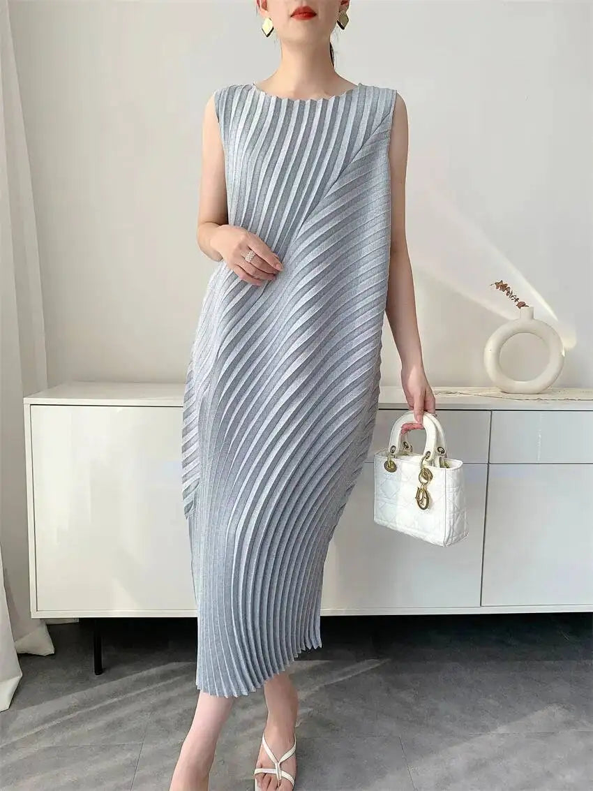 LANMREM Handmade Pleated Women's Sleeveless Summer Dress Wave Pattern Irregular Loose O-neck Mid-Length Pleated Dresses 2DB4814