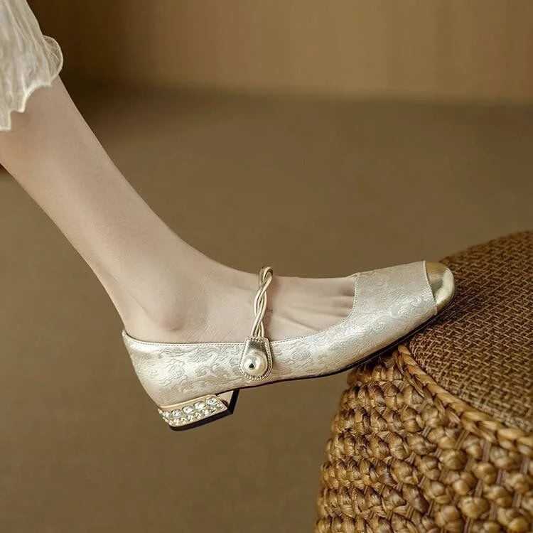 2026 Hot Sale Women's Versatile French Style Shallow Mouth Single Shoes Casual Lightweight Mary Jane Shoes