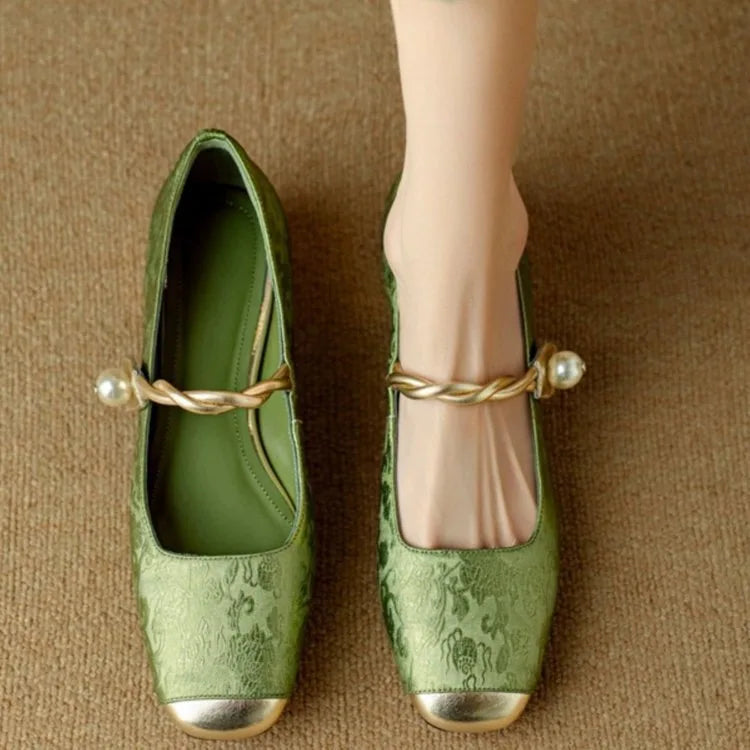 2026 Hot Sale Women's Versatile French Style Shallow Mouth Single Shoes Casual Lightweight Mary Jane Shoes