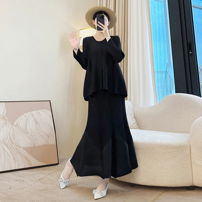 LANMREM Niche New Pleated Women's Two Pieces Set Round Collar Long Sleeve Irregular Patchwork T-shirt And Fishtail Skirt 2DB5114