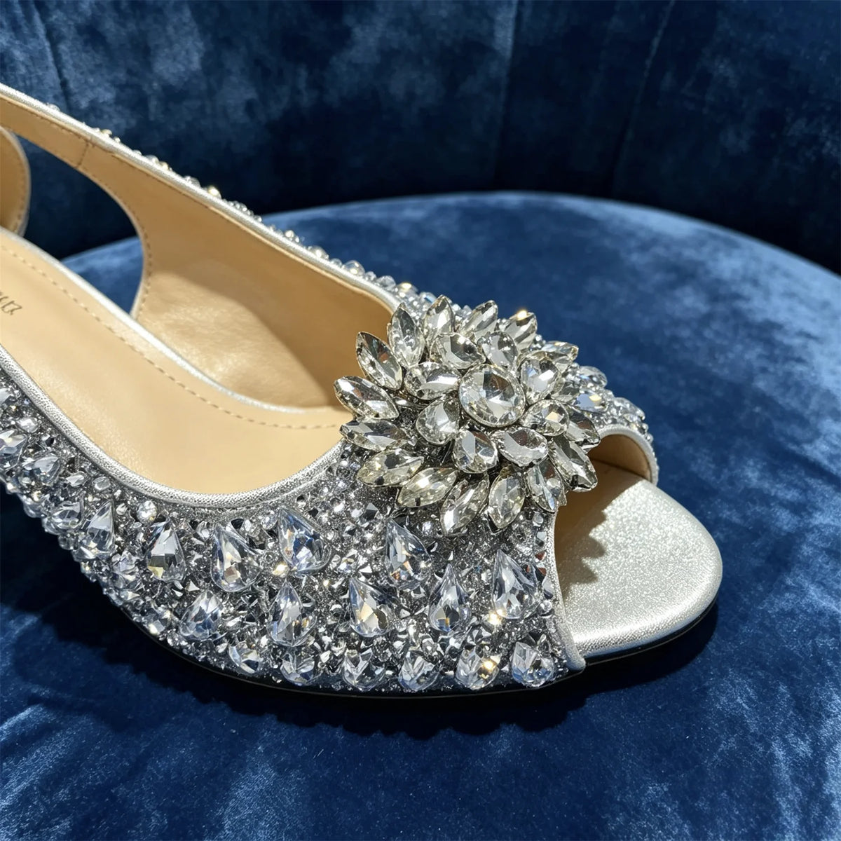 Sky Gold Elegant Nigerian Rhinestone Wedding Shoe and Bag Set Italian Inspired High Heels and Matching Handbag