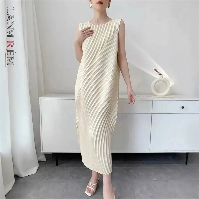 LANMREM Handmade Pleated Women's Sleeveless Summer Dress Wave Pattern Irregular Loose O-neck Mid-Length Pleated Dresses 2DB4814