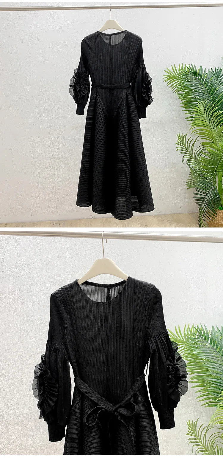 LANMREM Tie Flower Lantern Sleeve Pleated Women's Dress 2026 Spring New Lace Up Waist Design Round Collar Elastic Cloth 2DB6619