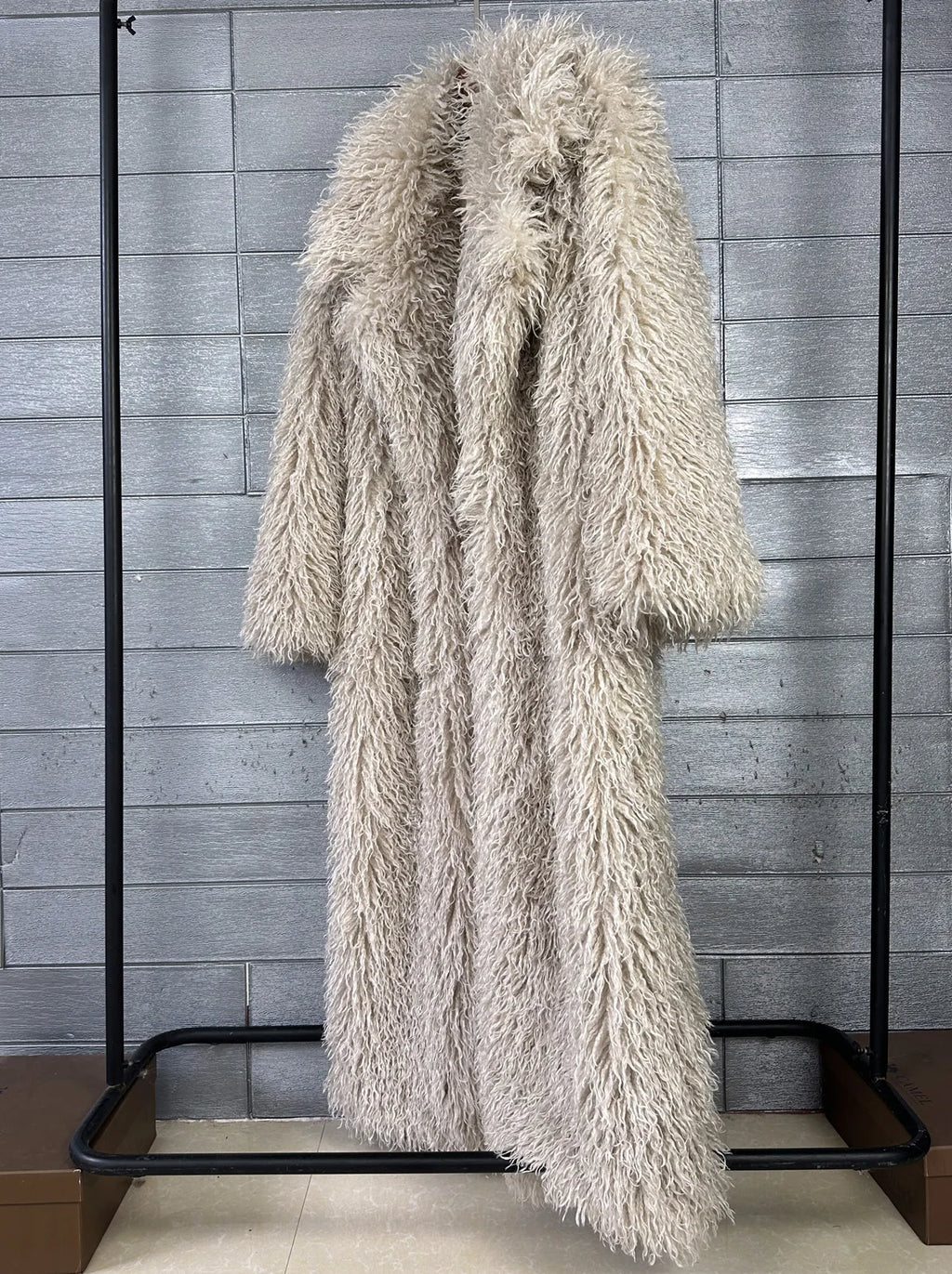 LANMREM Colorful Women's Furry Coat Rose Pink Faux Fur Coat Suit Collar Autumn Winter Thick Cardigan Long Overcoat Chic 2DB5859