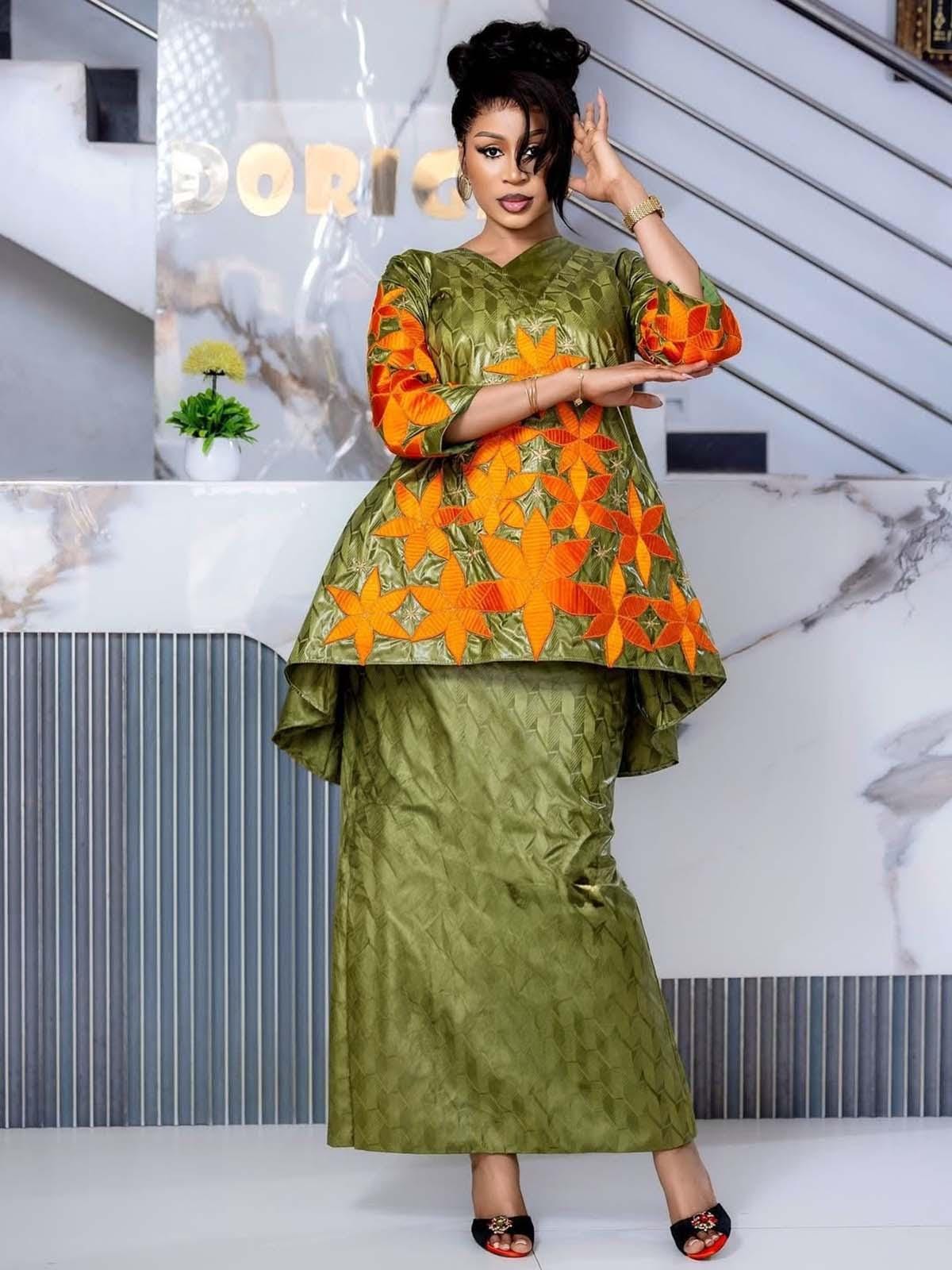 Ensemble haut et jupe brodés Gatzner Bazin Riche pour femme – Tenue de soirée africaine traditionnelle